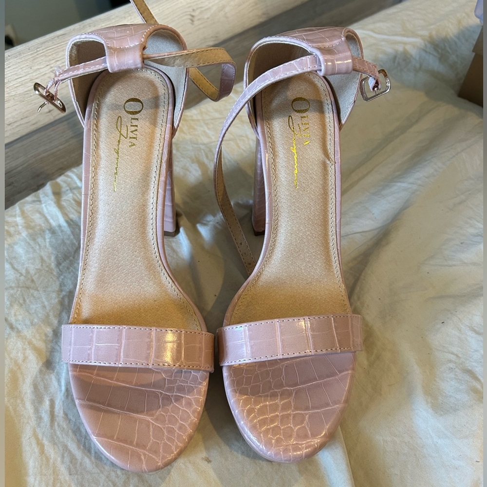 Pink heels